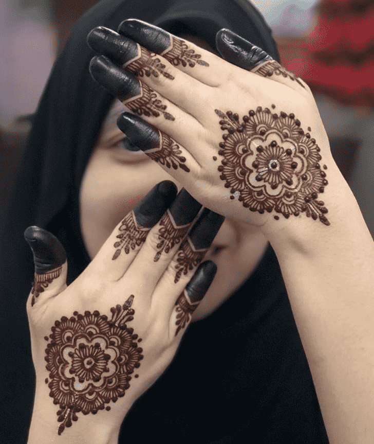 Angelic Nasik Henna Design