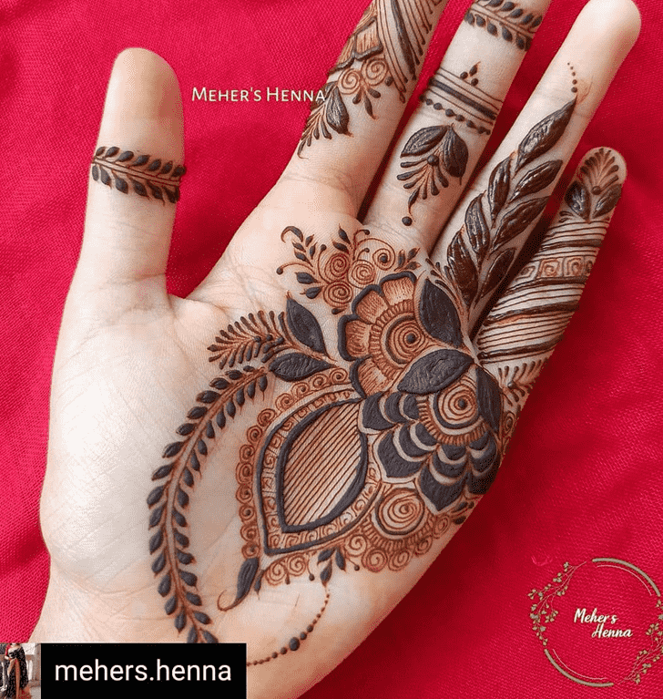 Delicate Nasik Henna Design