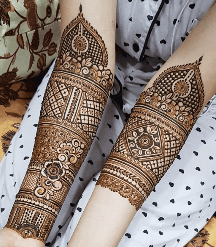 Nice Navratri Henna Design