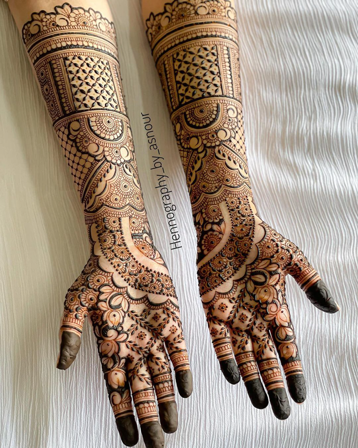 Appealing Navratri Special Henna Design