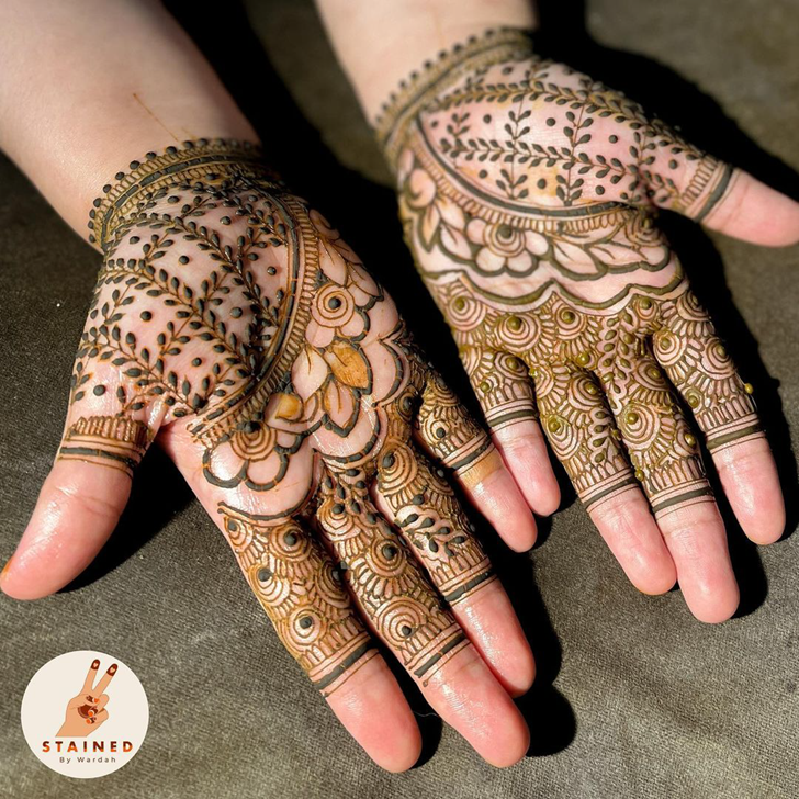 Excellent Navratri Special Henna Design