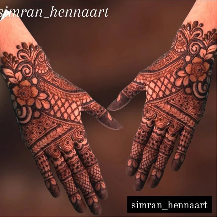 Pleasing Navratri Special Henna Design