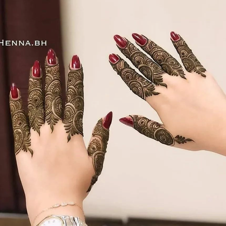 Pretty Navratri Special Henna Design