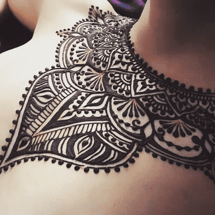 Good-Looking Neck Henna Design