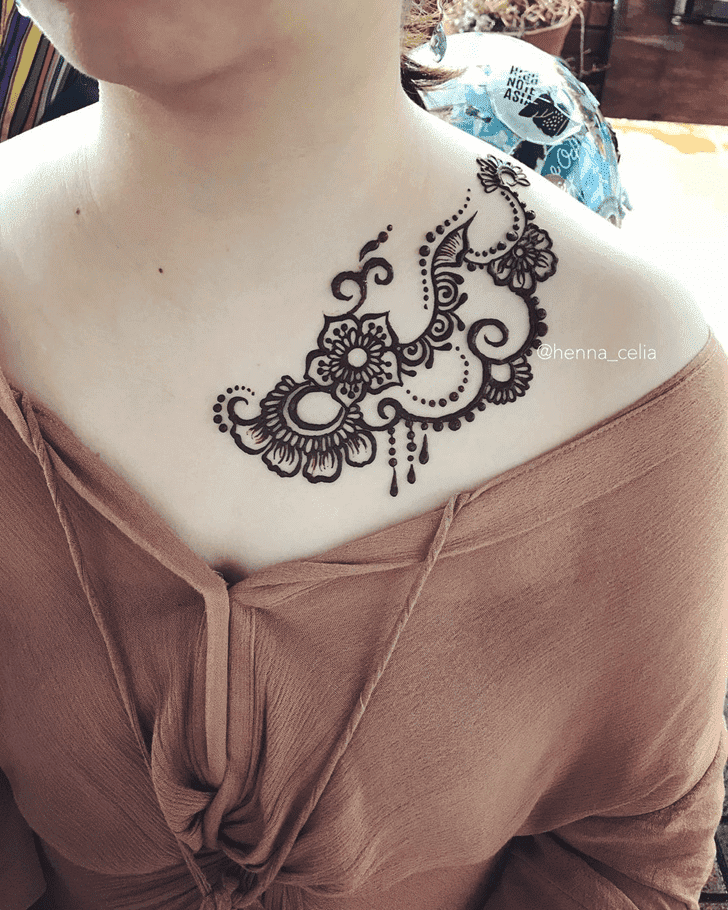 51 Adorable Neck Henna Tattoos