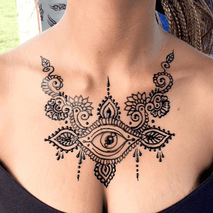Well-Formed Neck Henna Design