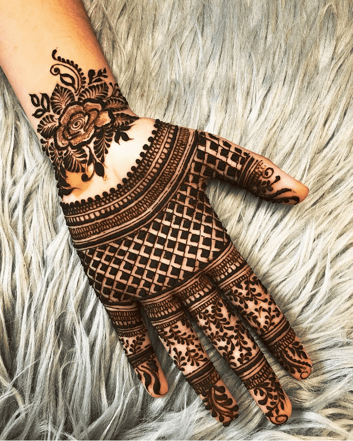 Bewitching Nepal Henna Design