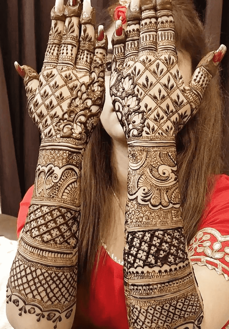 Grand Net Henna Design