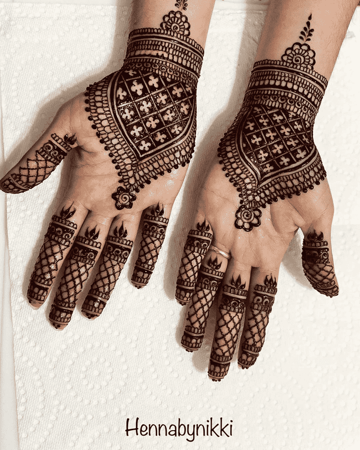 Fine Netherlands Henna Design