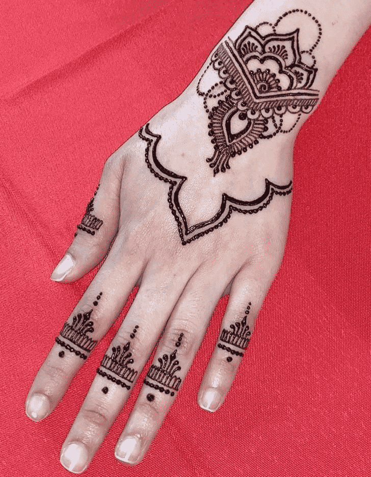 Dazzling Noida Henna Design