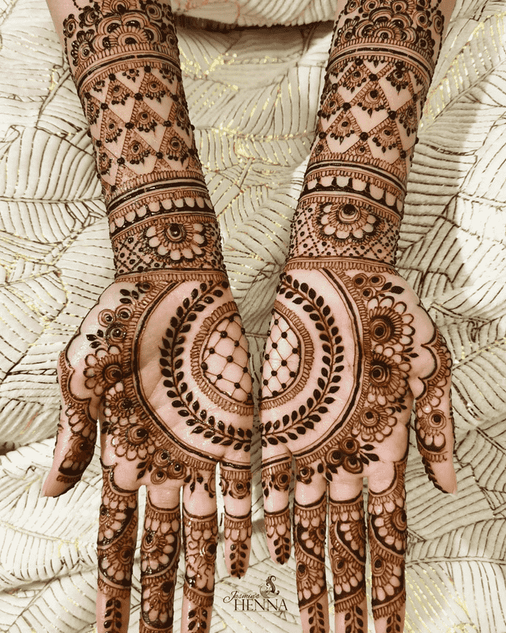 Exquisite Noida Henna Design