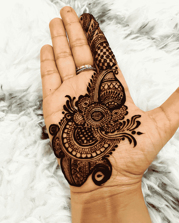 Radiant Noida Henna Design