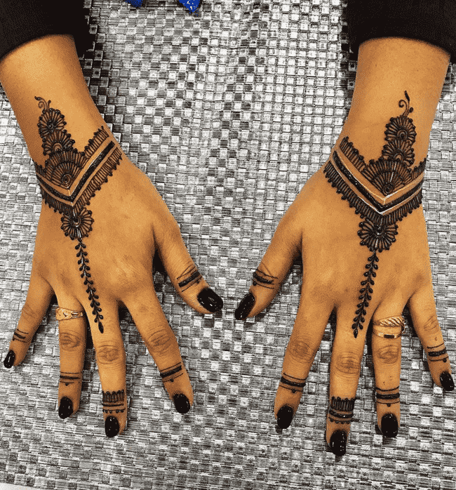 Appealing Ooty Henna Design