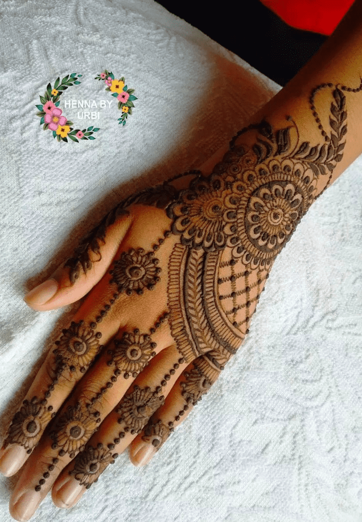 Elegant Oregon Henna Design