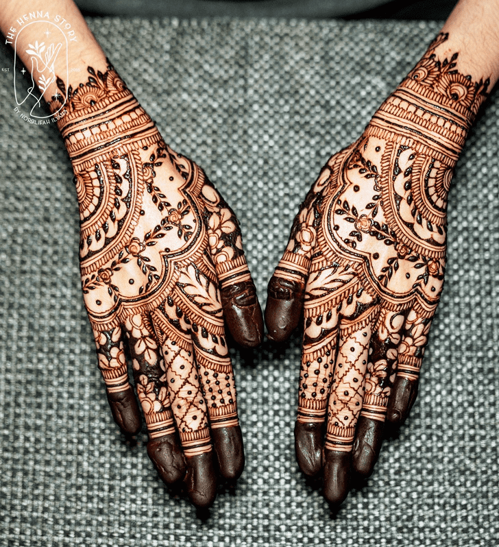 Superb Oregon Henna Design