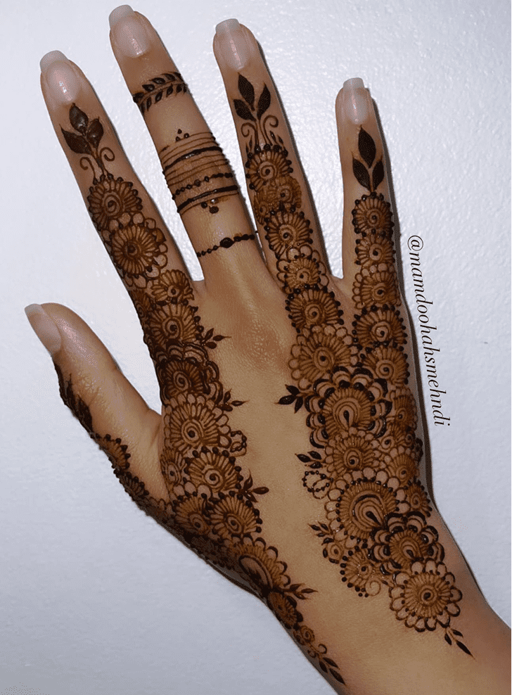 Alluring Oslo Henna Design