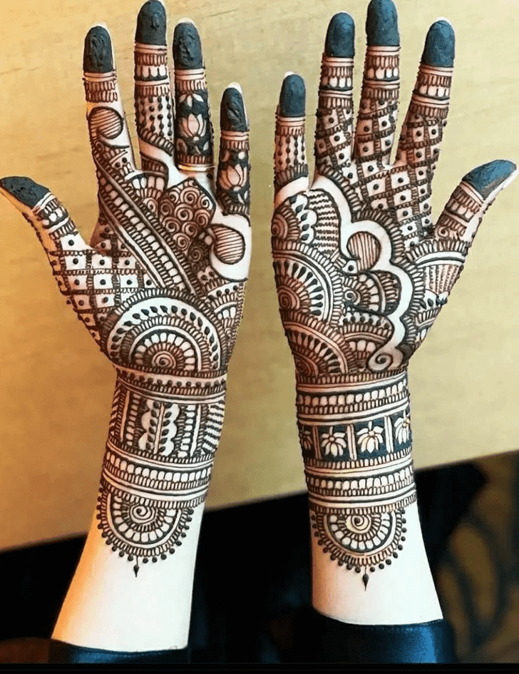 Captivating Outstanding Henna Design