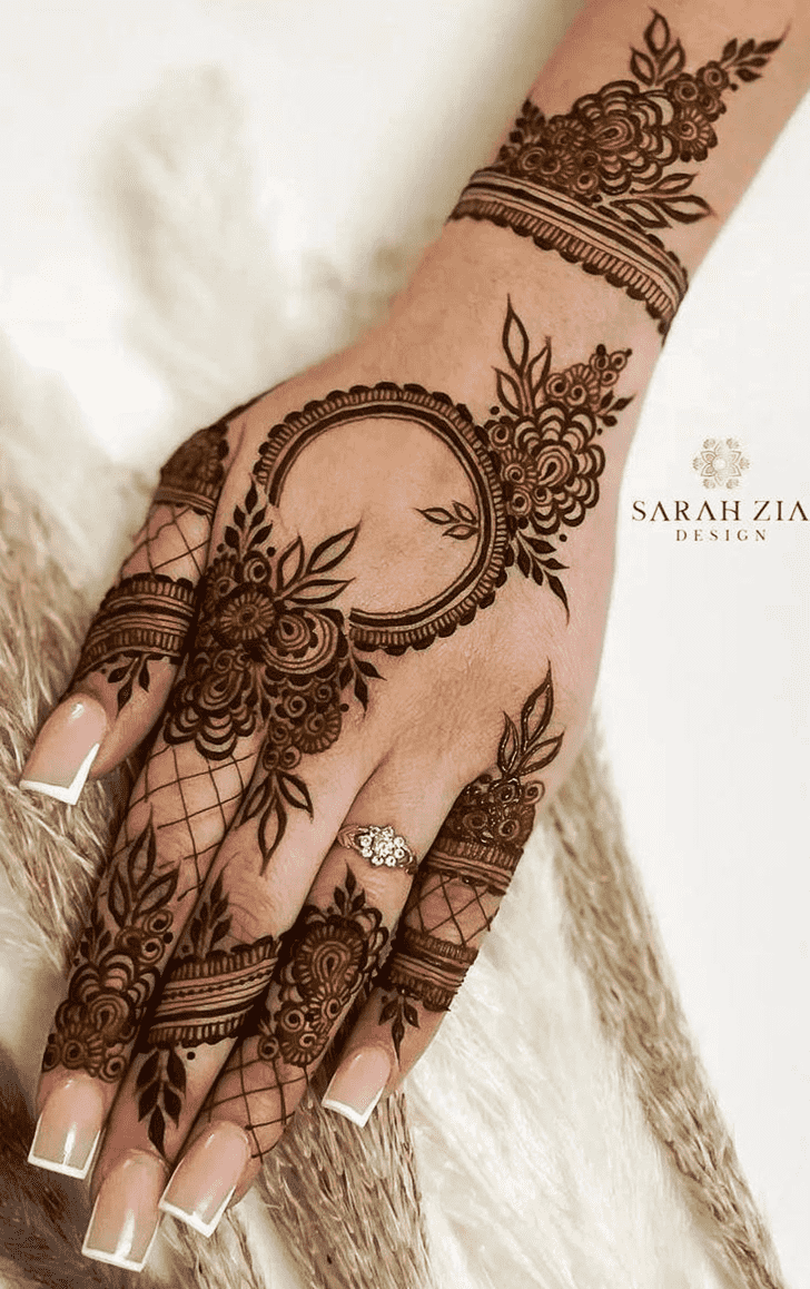 Charming Outstanding Henna Design