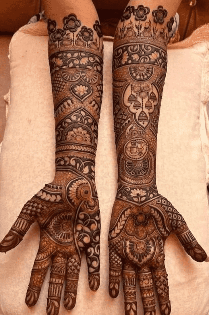 Slightly Outstanding Henna Design