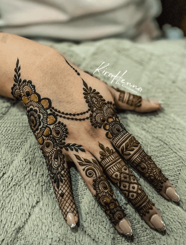 Beauteous Pahalgam Henna Design