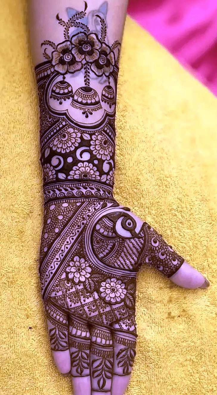 Fair Pahalgam Henna Design