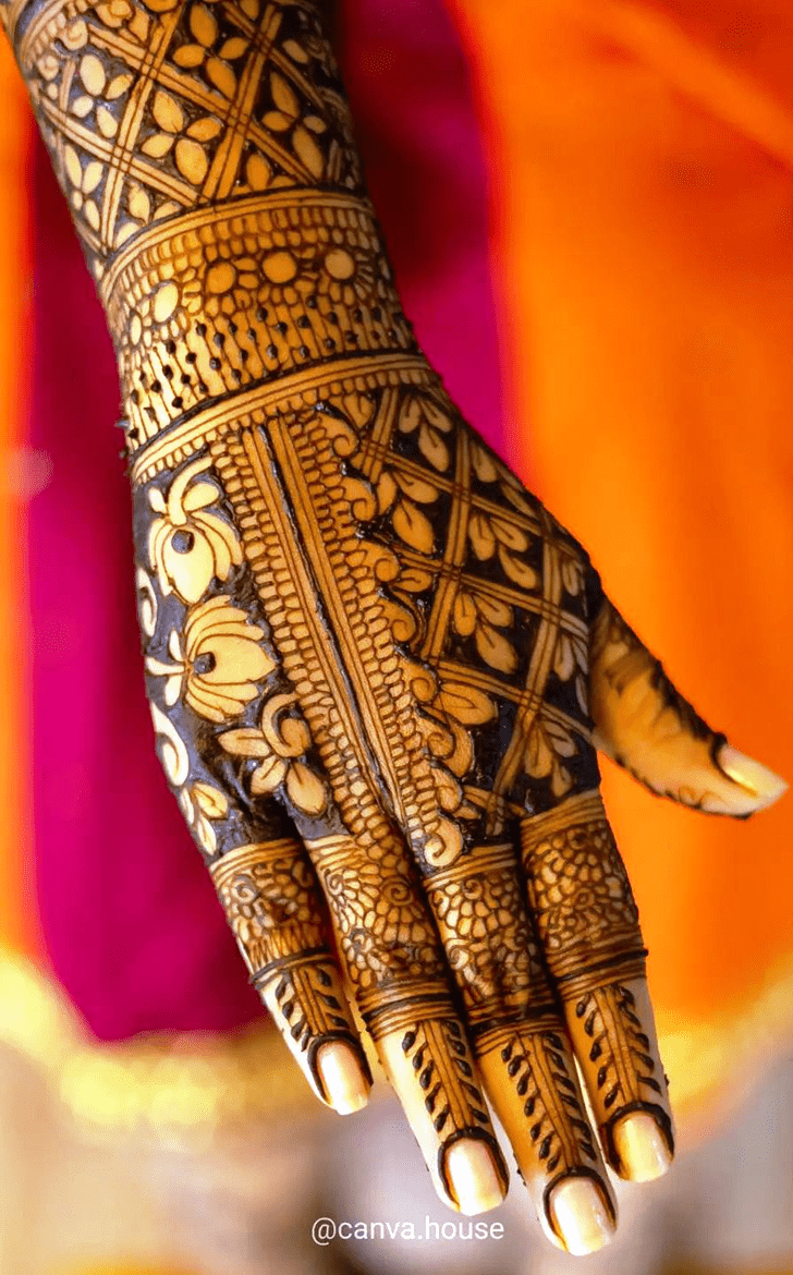 Grand Pahalgam Henna Design