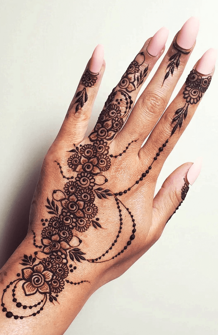 Inviting Pahalgam Henna Design