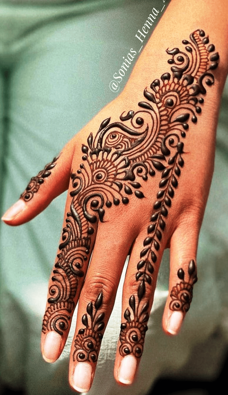 Magnetic Pahalgam Henna Design