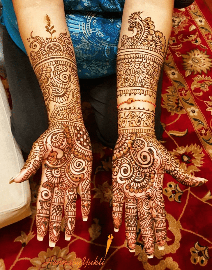 Dazzling Pakistani Henna Design