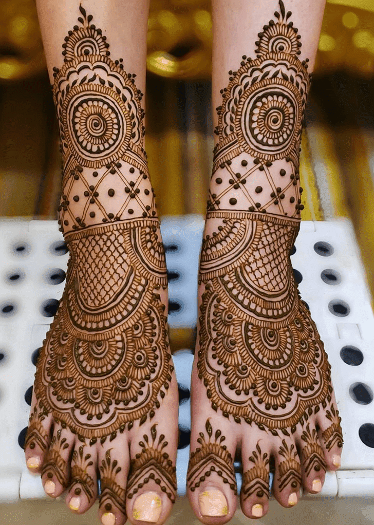 Superb Pakistani Henna Design