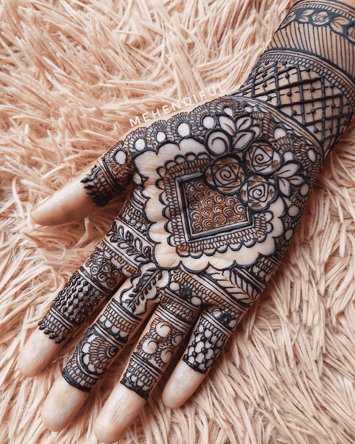 Fascinating Palm Henna Design