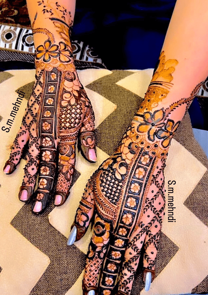 Adorable Panjabi Henna Design