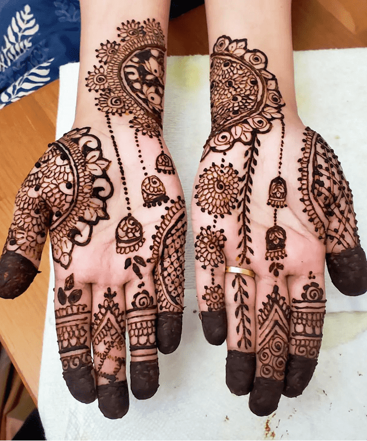 Dazzling Panjabi Henna Design
