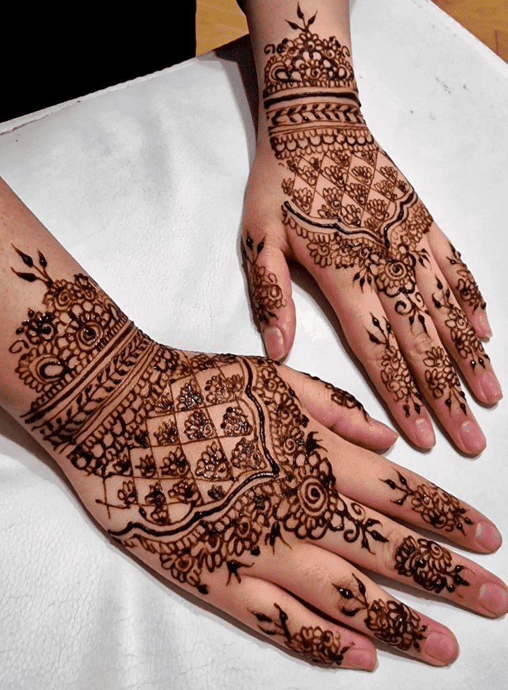 Magnificent Panjabi Henna Design