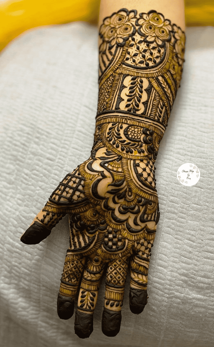 Pretty Panjabi Henna Design