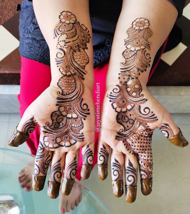 Dazzling Patna Henna Design