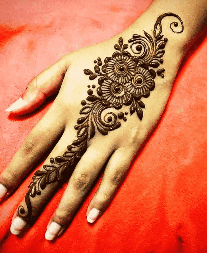 Splendid Pattern Henna Design
