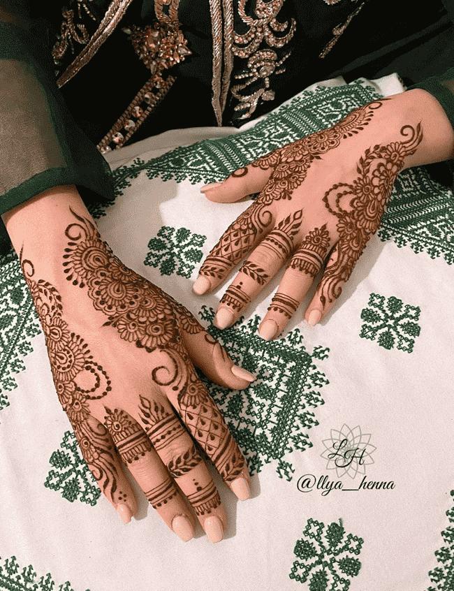 Delightful Peshawar Henna Design