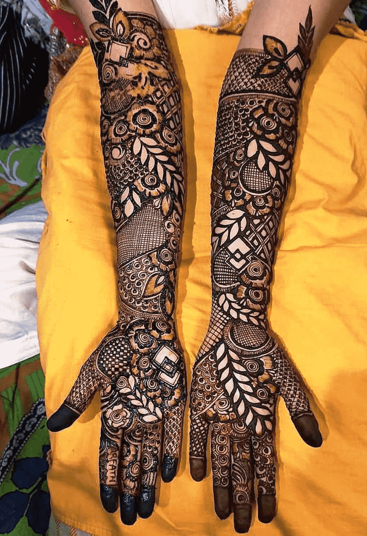 Radiant Phalguna Amavasya Henna Design