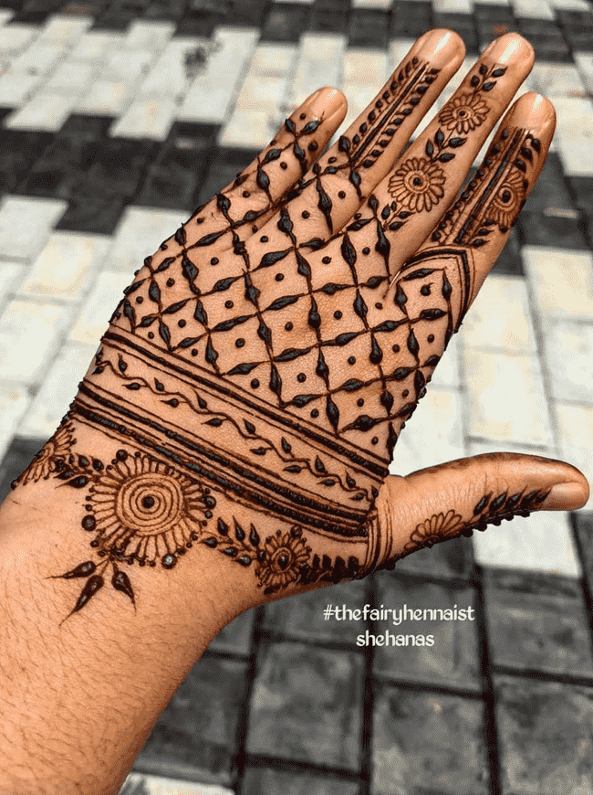 Adorable Pondicherry Henna Design