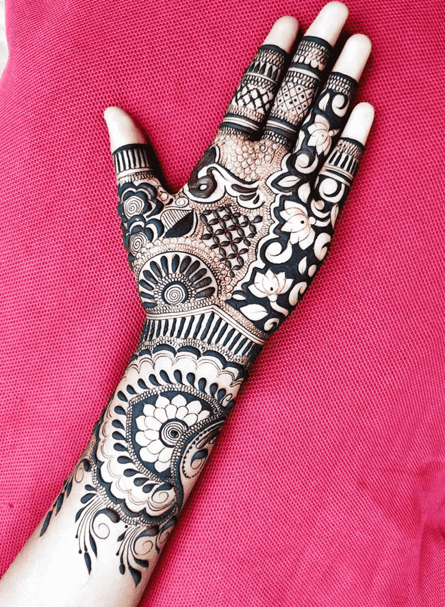 Alluring Pondicherry Henna Design