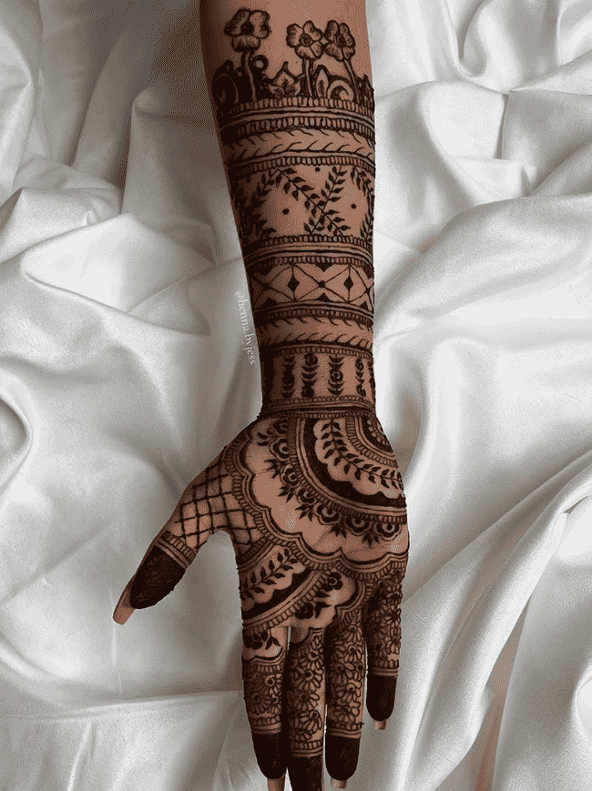 Enthralling Pondicherry Henna Design