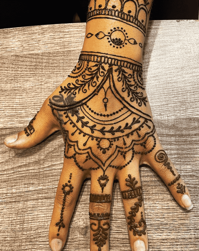 Enticing Pondicherry Henna Design