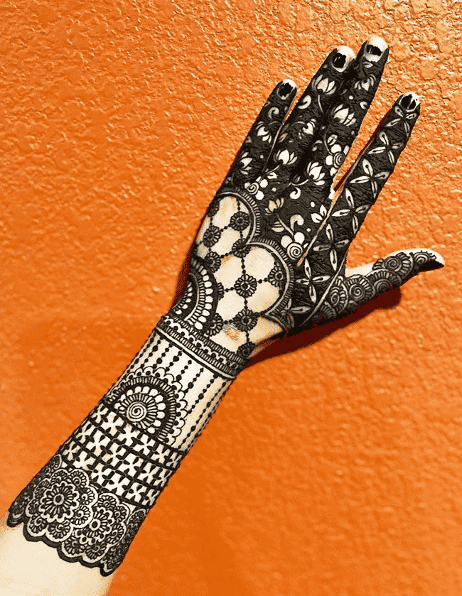 Fine Pondicherry Henna Design