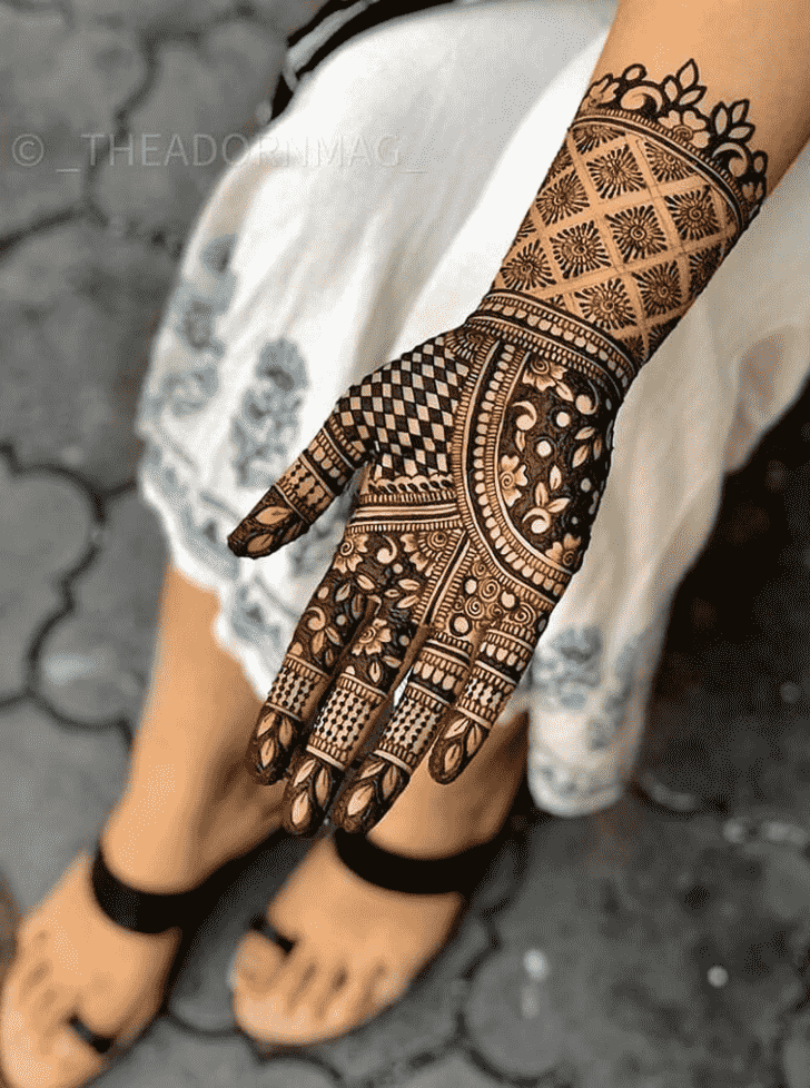 Bewitching Pongal Henna Design