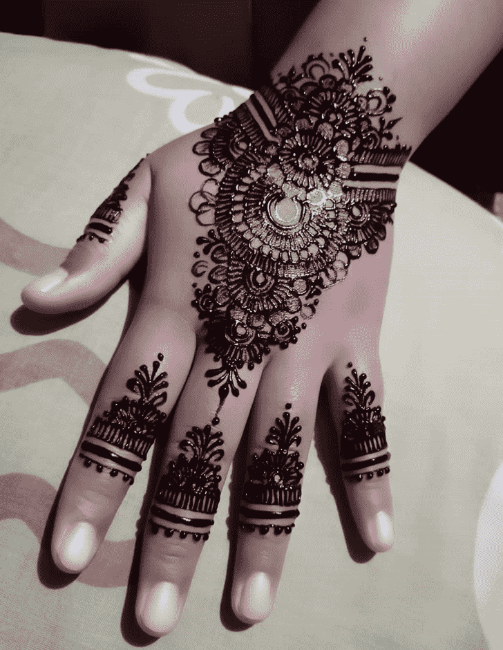 Pretty Pongal Henna Design