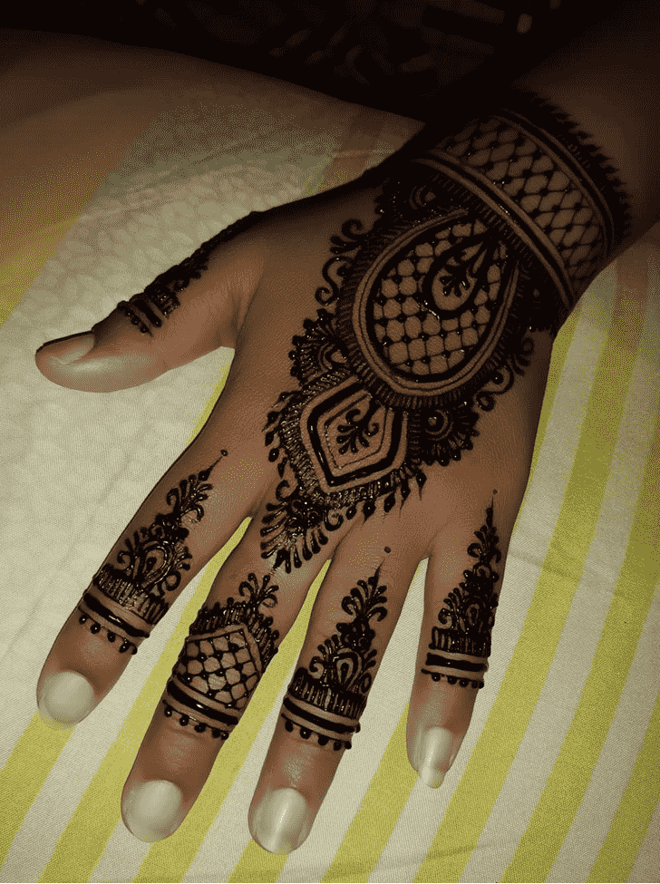 Radiant Pongal Henna Design