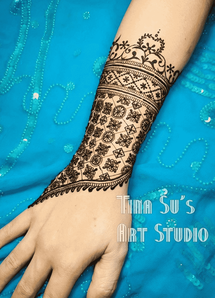 Stunning Pongal Henna Design