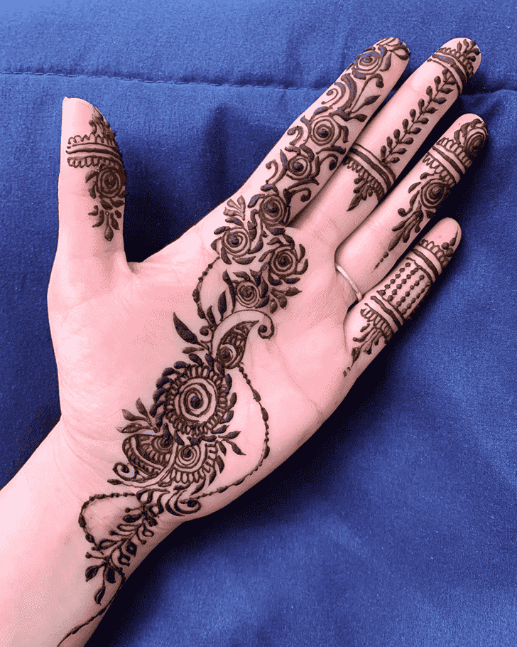 Delicate Pradosh Vrat Henna Design