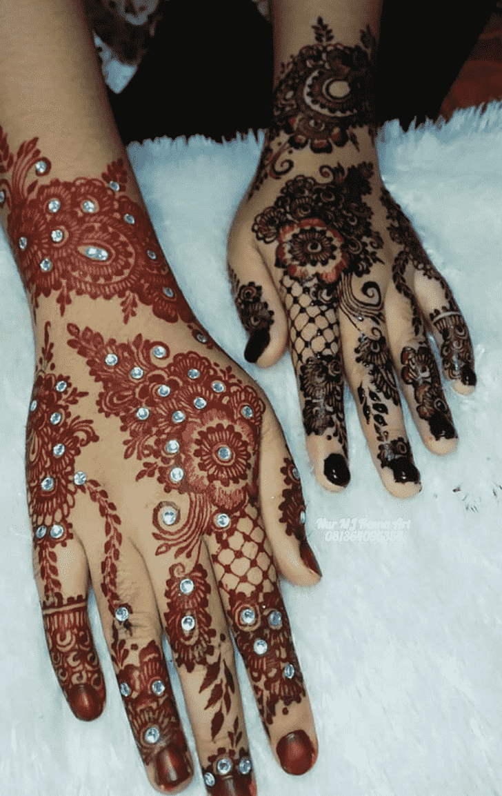 Pleasing Prayagraj Henna Design